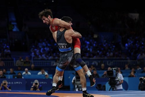 رقابت های کشتی فرنگی جوانان قهرمانی استان خوزستان / اهواز :